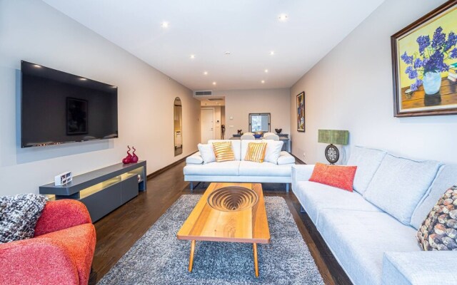 Modern 1bdr Residence With Pool, Gym & Parking