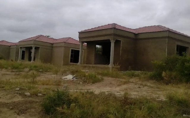 Hlakula Lake Resort