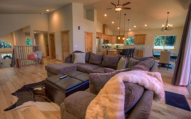 Hole in One Hideaway