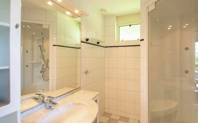 Alluring Holiday Home Near Beach