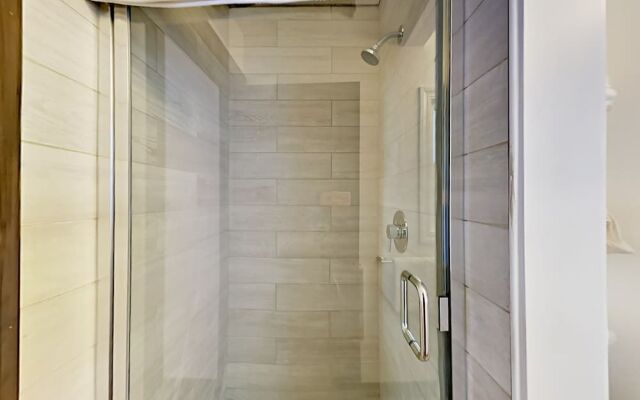 4093 Manzanita Ave Cabin Unit 2