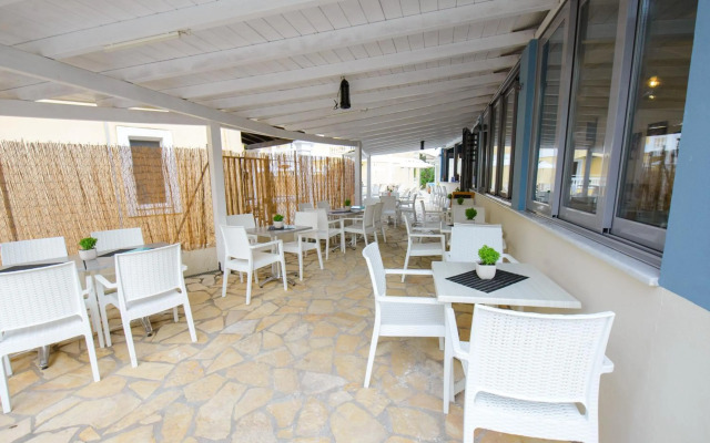 Saint Spiridon Hotel