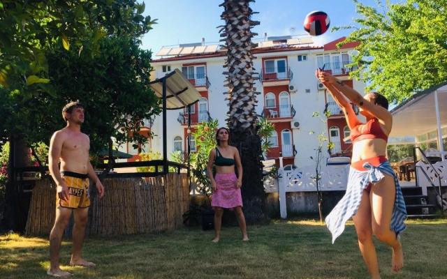 Alper Hotel