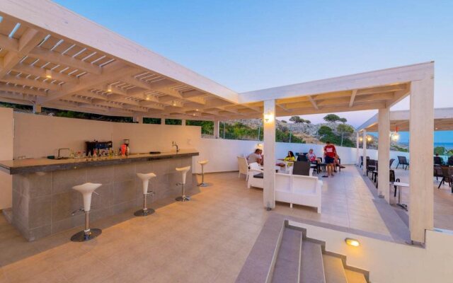 Eagles Nest Hotel