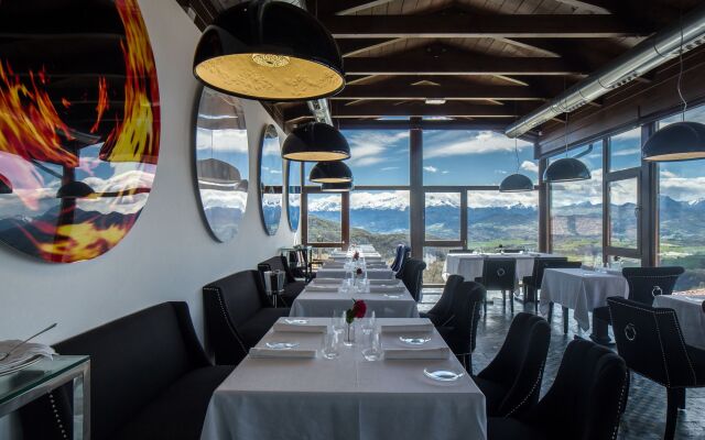 Puebloastur Eco-Resort Wellness & Spa