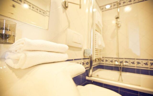 Grand Hotel