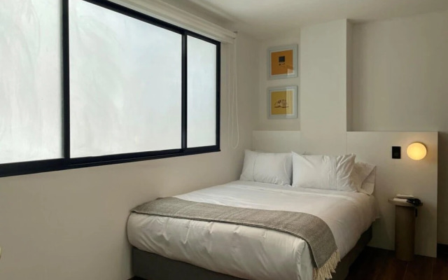 w Impressive 3BR With Balcony in Laureles