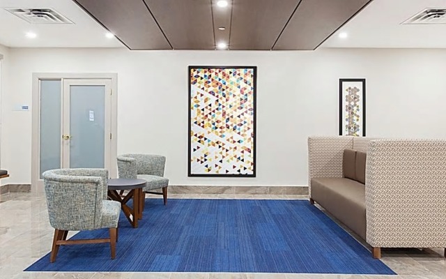 Holiday Inn Express & Suites Mississauga-Toronto Southwest by IHG