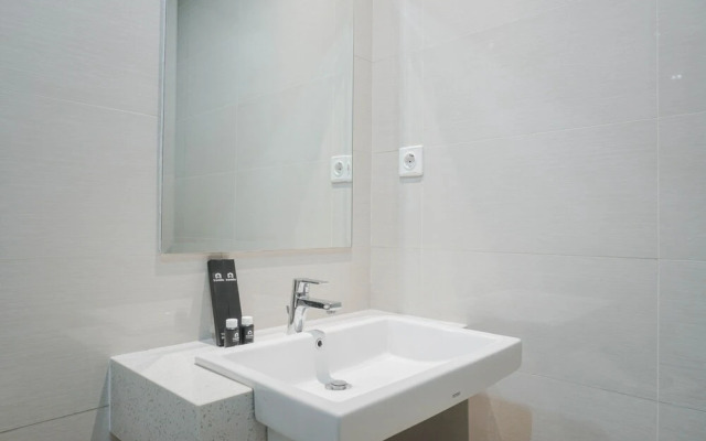 Cozy Stay Studio at Sedayu City Suites Apartment