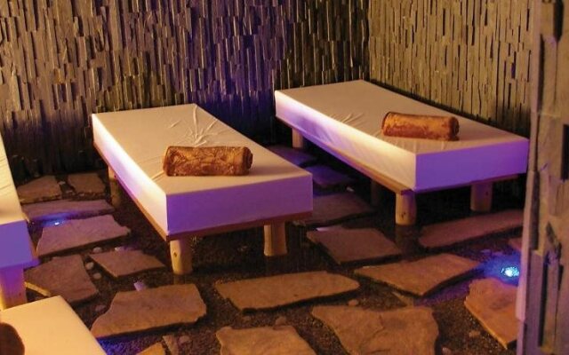Garden Relais