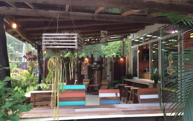 Ban Aowthai Homestay