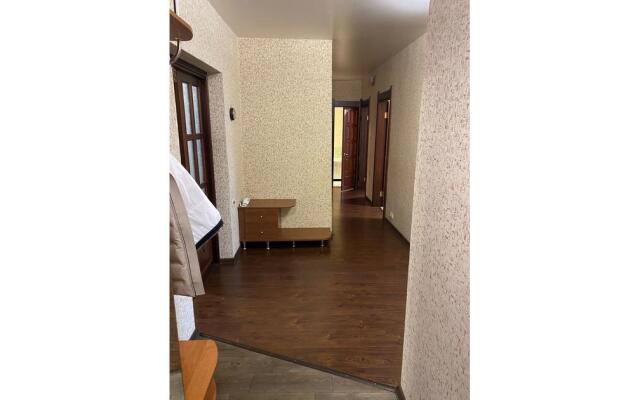 Хоум Отель на пр-т Кузнецкстроевский, 1