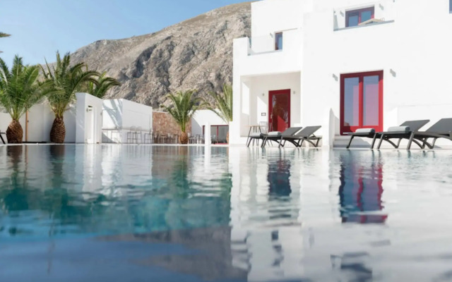 Mar n Mar Crown Hotel and Suites