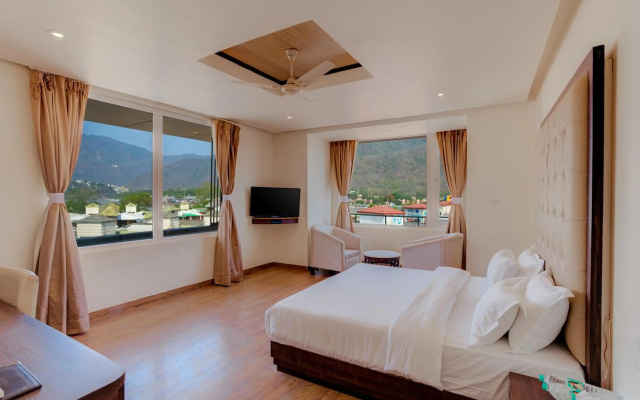 Hotel Vasundhara Palace Rishikesh