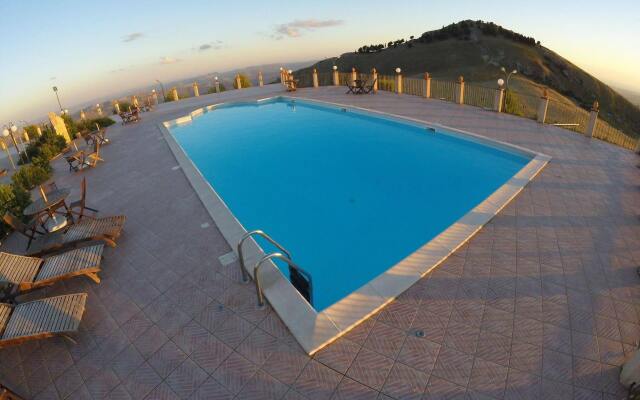 Pigna D'Oro Country Hotel