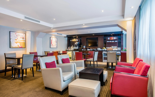 Crowne Plaza Manchester Airport by IHG