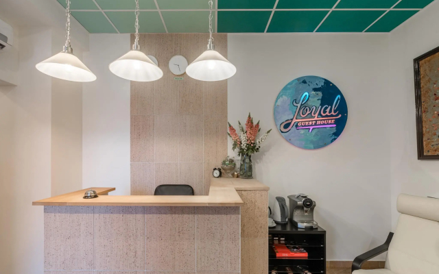 Лоял Гостевой Дом