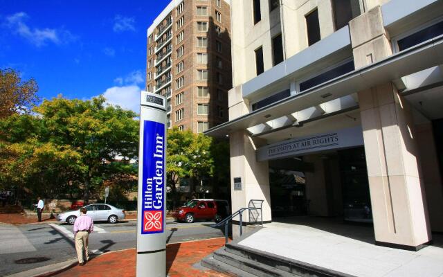 Hilton Garden Inn Bethesda Downtown