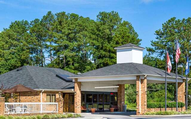 Quality Inn Petersburg Fort Lee Area