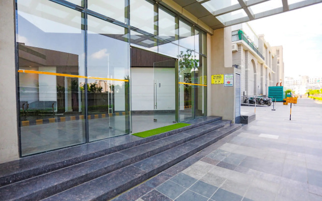 FabHotel Sapphire 83