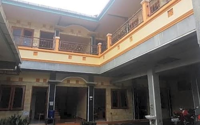 Penginapan Mentari 2
