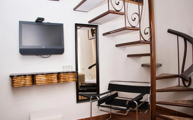 HERENCIA By Hosting House