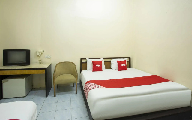 SPOT ON 90137 Casavilla Hotel Pudu