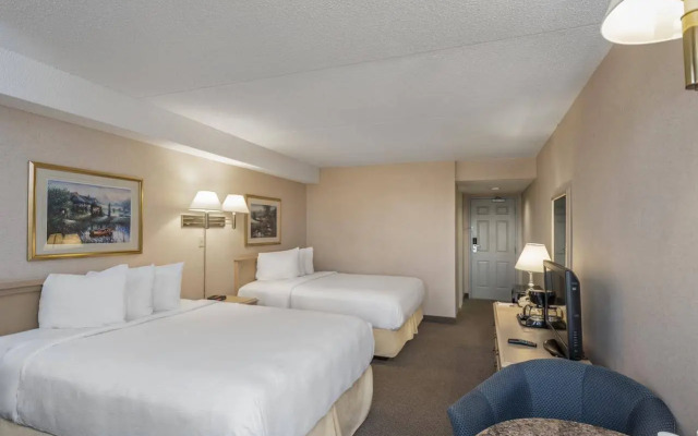 Fairfield by Marriott Niagara Falls, Canada