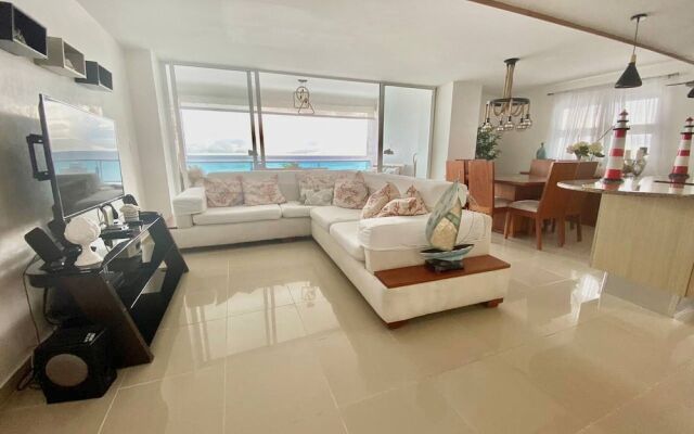 "@marbella Fabulous 3br &3ba Pool And Beach"