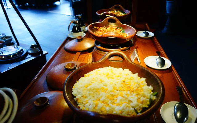 Grand Hatika Hotel