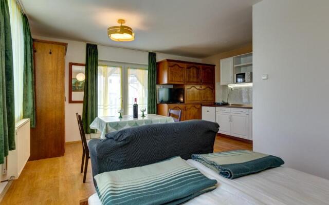 Apartment Gyapay Heviz