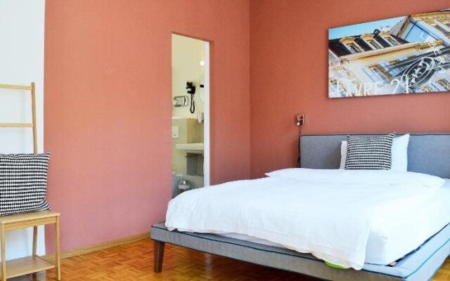 B&B Louis-Favre 21