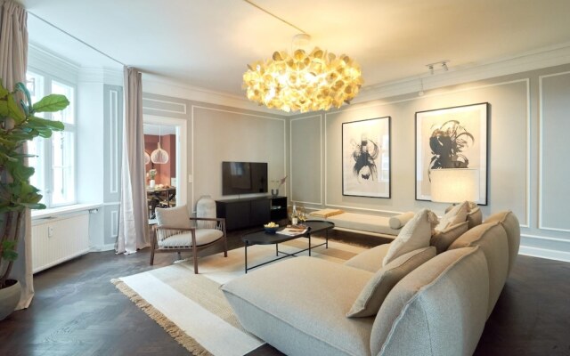 CPH s Finest - 220sqm Luxury Apt - City Central