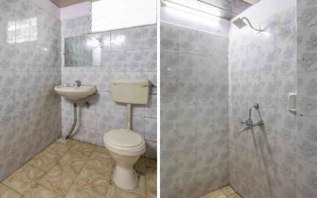 OYO 24109 Hotel Santushti