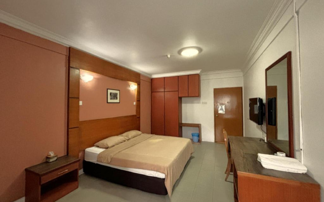 The Cool Point Hotel