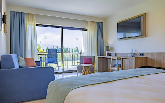 Impressive Playa Granada Golf