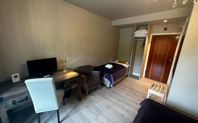 Hofslund Fjord Hotel