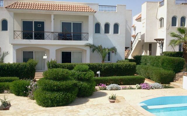 Logaina Sharm Resort