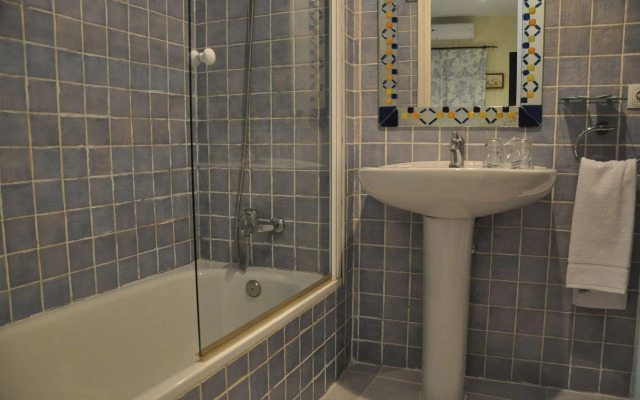 Hostal Azahar