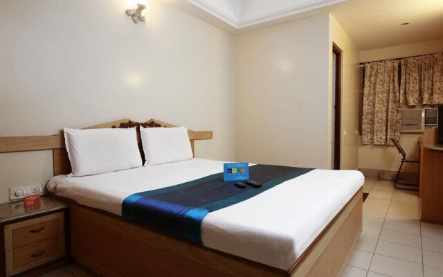FabHotel Majestic Bus Stand