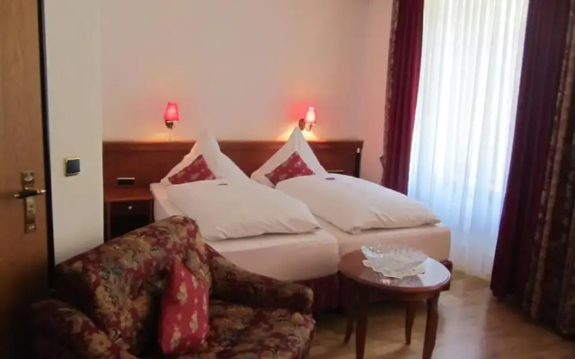 Mosellandhotel im Enderttal Zum Onkel Willi