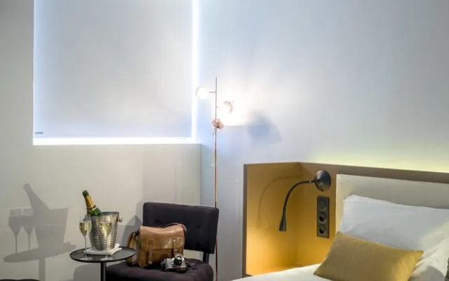 The Originals Boutique, Hôtel Auberge du Forgeron, Lille Sud