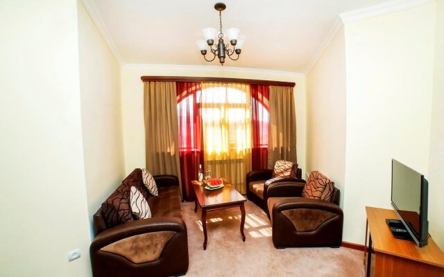 Amrots Hotel