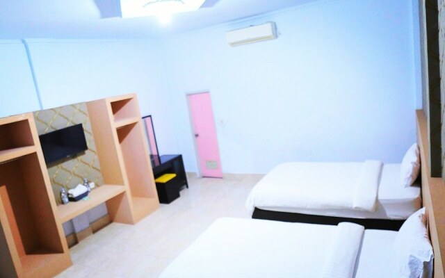 RedDoorz @ Pasangkayu Mamuju Utara