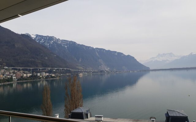 Montreux Elite 2 Bedroom Apartment