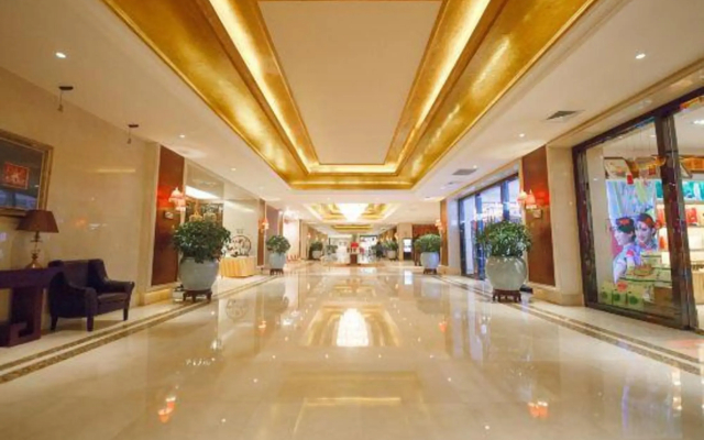 Fushun Frienship Hotel