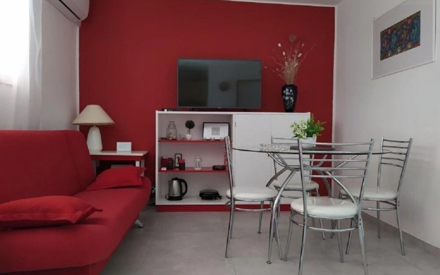 Vlasta - Near sea - H