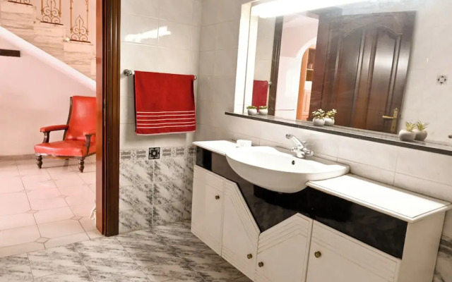 Mediterranea Sunny Maltese Townhouse