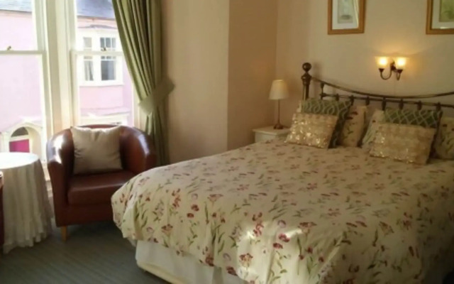 Myrtle House Hotel