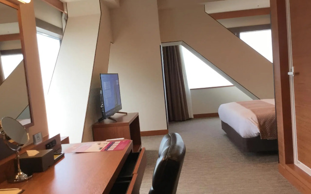 Oriental Suites Airport Osaka Rinku